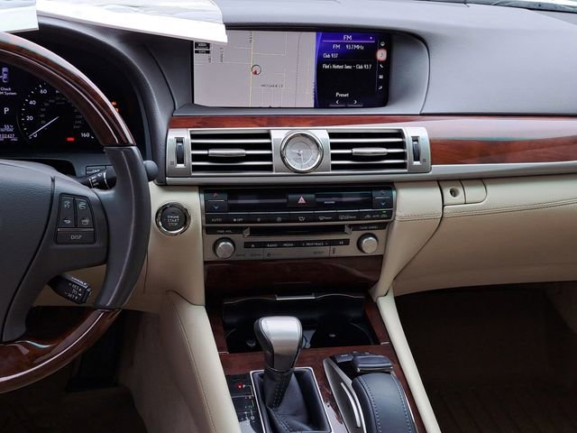 Used 2016 Lexus LS 460 AWD w/ Comfort Package image 25