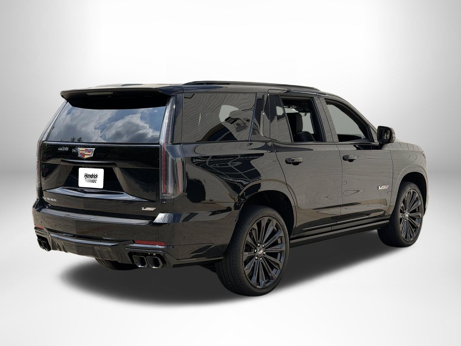 Used 2026 Cadillac Escalade V AWD/4WD image 3