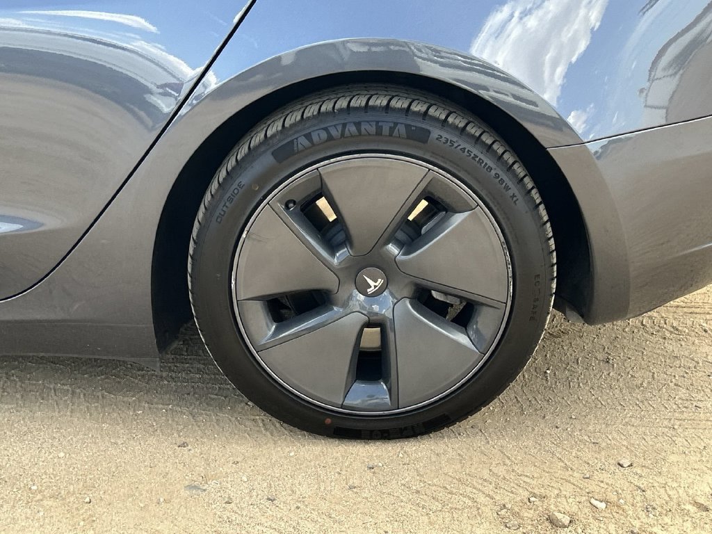 Used 2023 Tesla Model 3 Standard Range RWD image 31