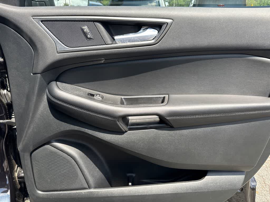 New 2024 Ford Edge SE AWD/4WD image 13