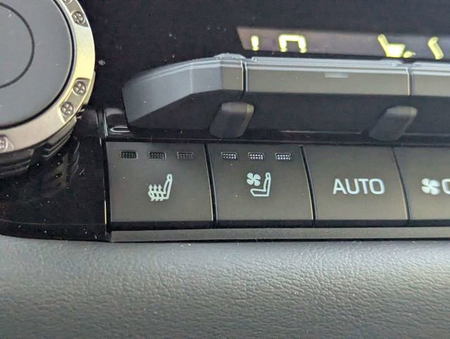 New 2026 Toyota Sequoia Platinum AWD/4WD image 23