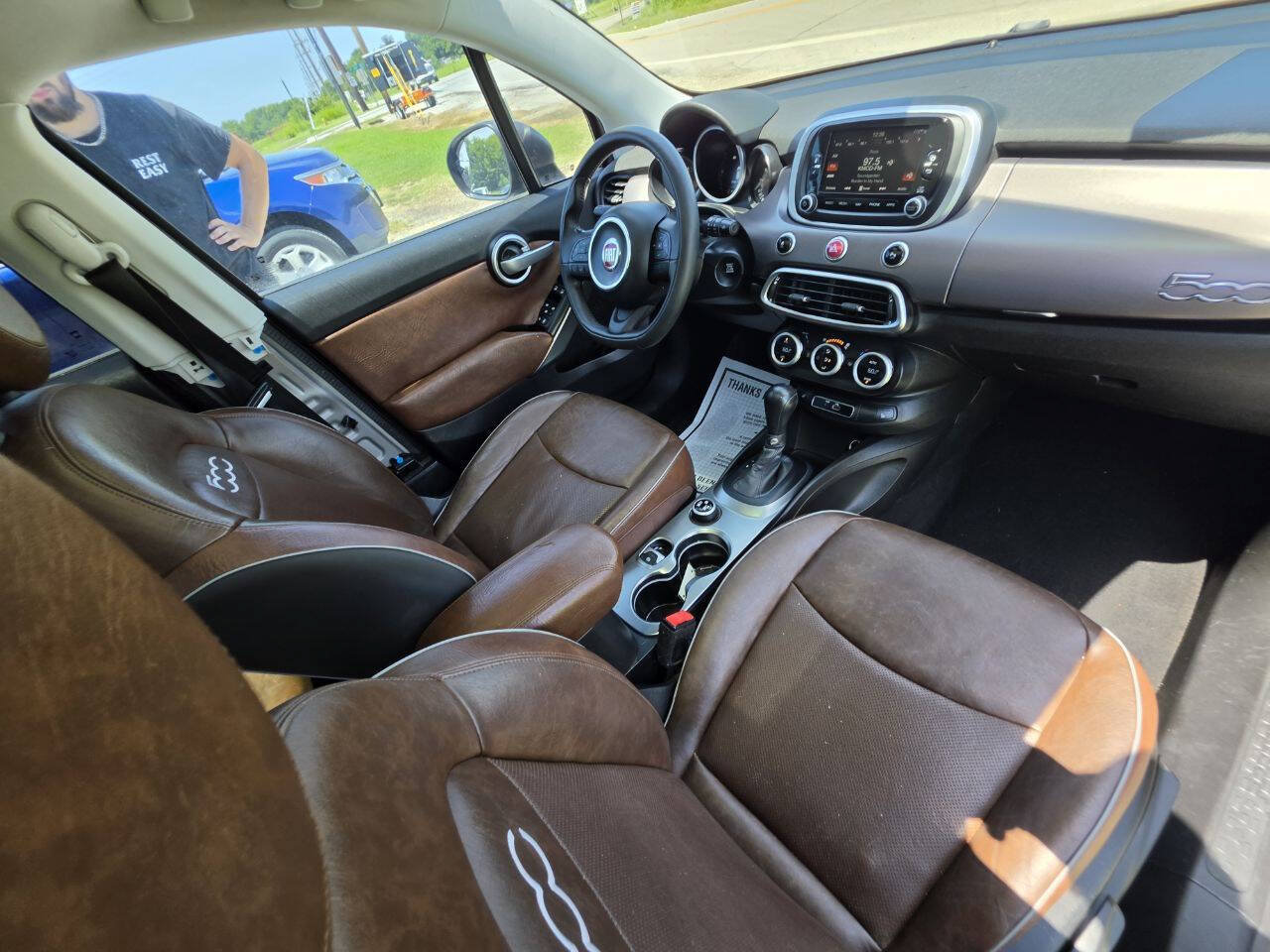 Used 2016 FIAT 500X Lounge FWD image 4