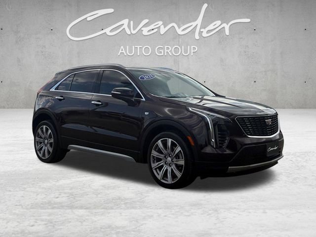 Used 2021 Cadillac XT4 Premium Luxury image 2