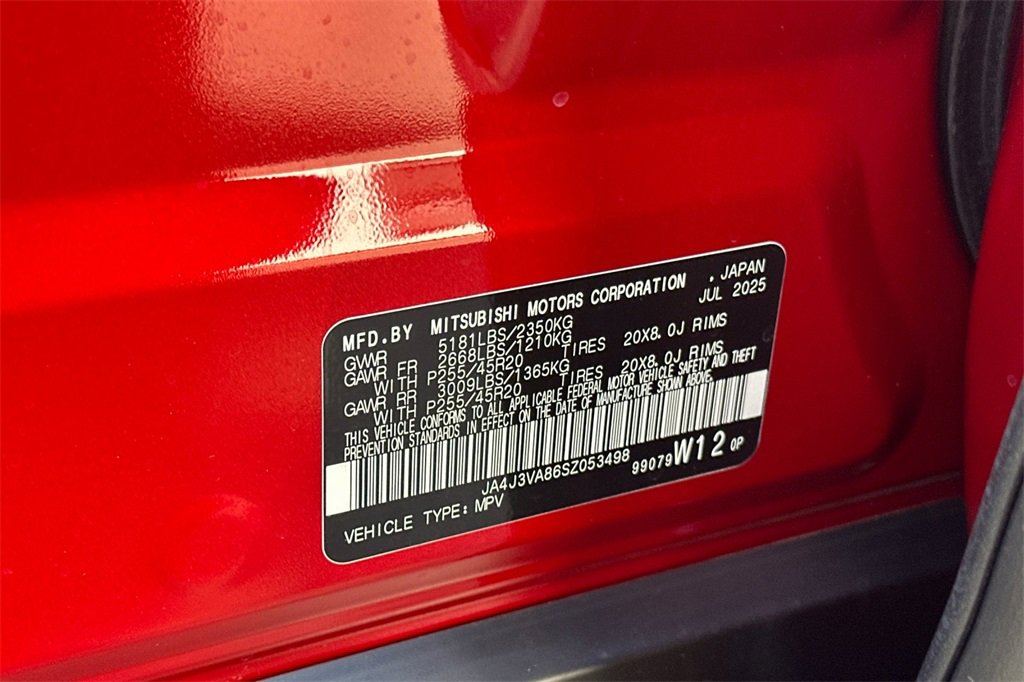 New 2025 Mitsubishi Outlander SE image 28