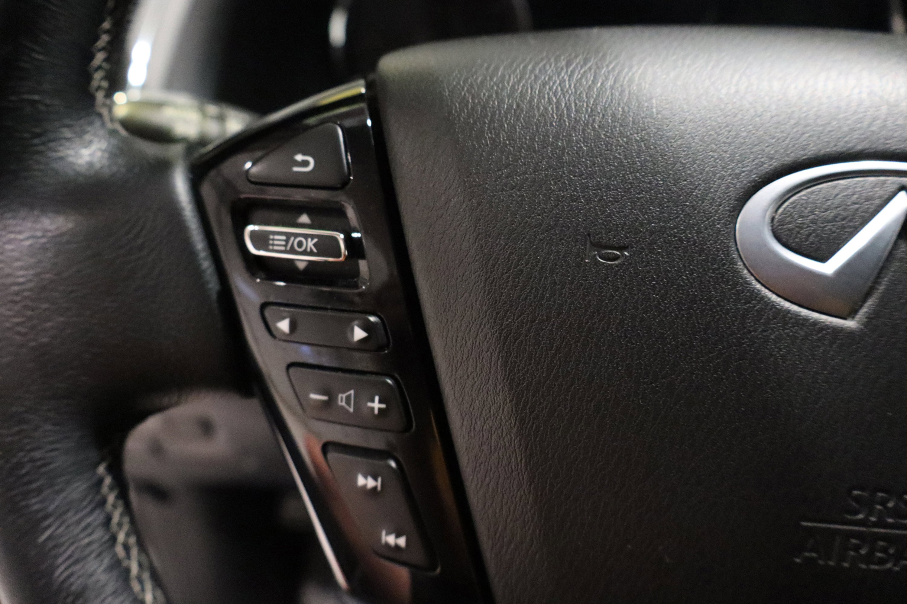 Used 2024 INFINITI QX80 Luxe image 11