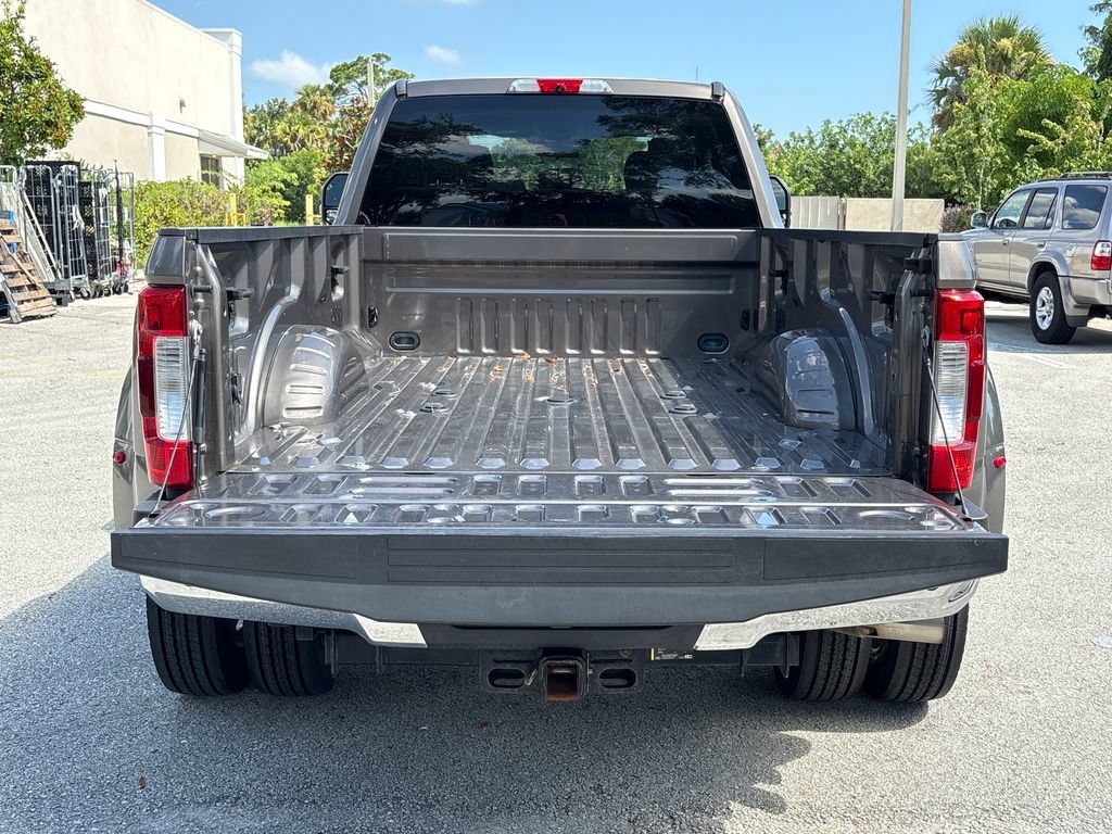 Certified 2019 Ford F450 XLT w/ XLT Premium Package AWD/4WD image 9
