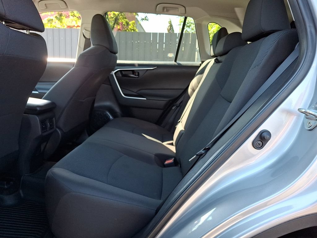 Certified 2024 Toyota RAV4 LE AWD/4WD image 9