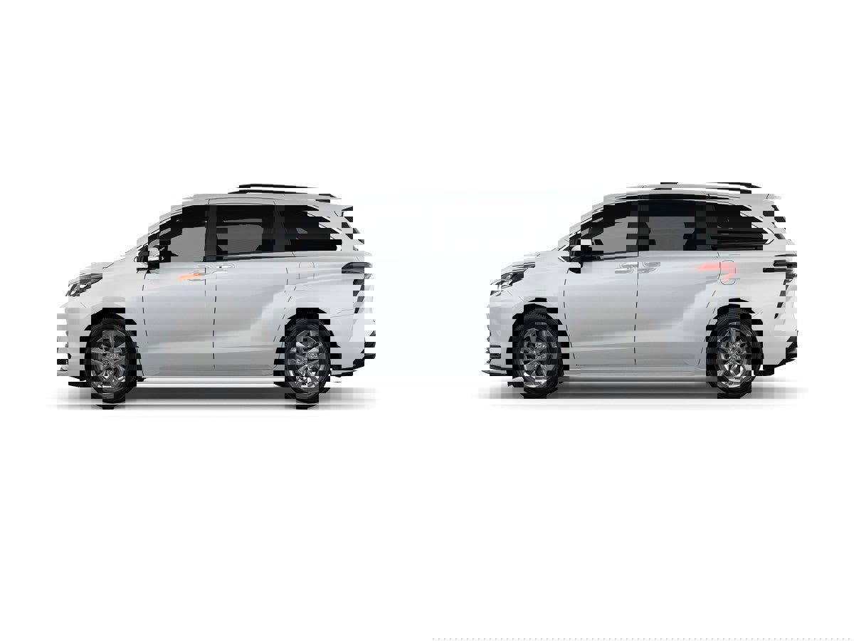 New 2026 Toyota Sienna XLE image 4