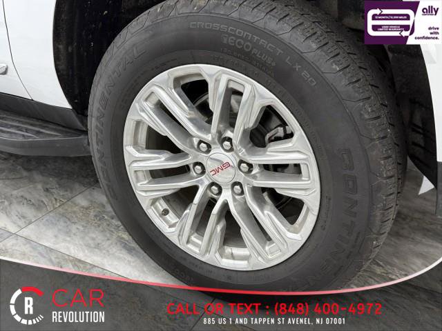 Used 2024 GMC Yukon XL SLT image 12