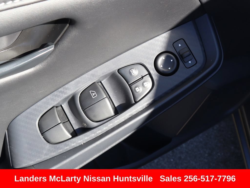 Used 2025 Nissan Sentra S FWD image 20