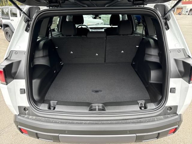 New 2026 Jeep Cherokee Laredo AWD/4WD image 12