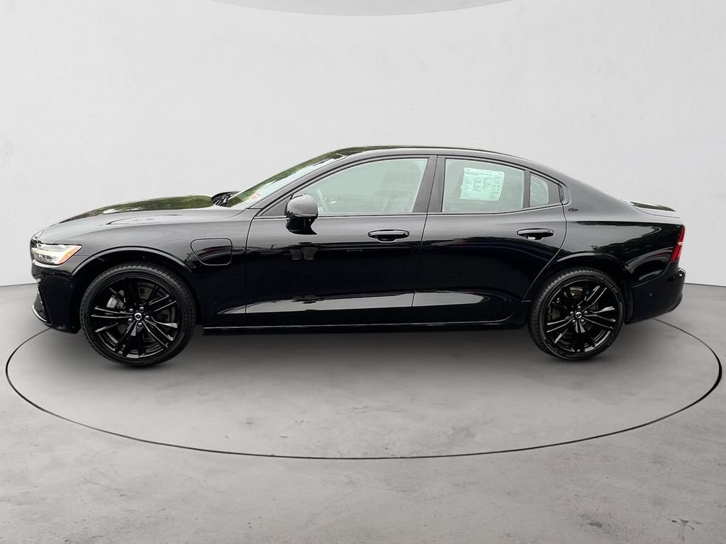 Certified 2024 Volvo S60 T8 Plus w/ Climate Package AWD/4WD image 2