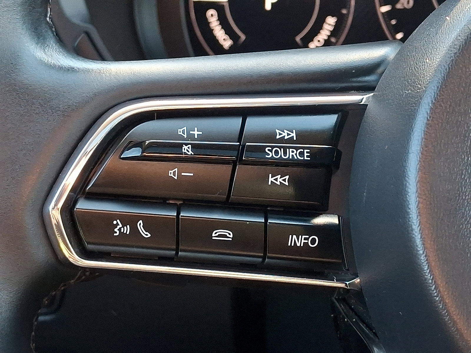 Certified 2024 MAZDA CX-90 Plug-In Hybrid w/ Premium Pkg image 25