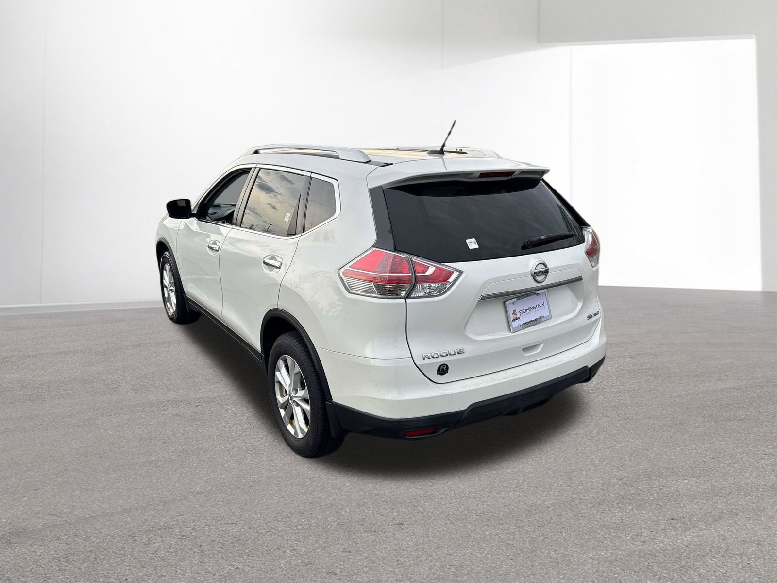 Used 2016 Nissan Rogue SV image 28