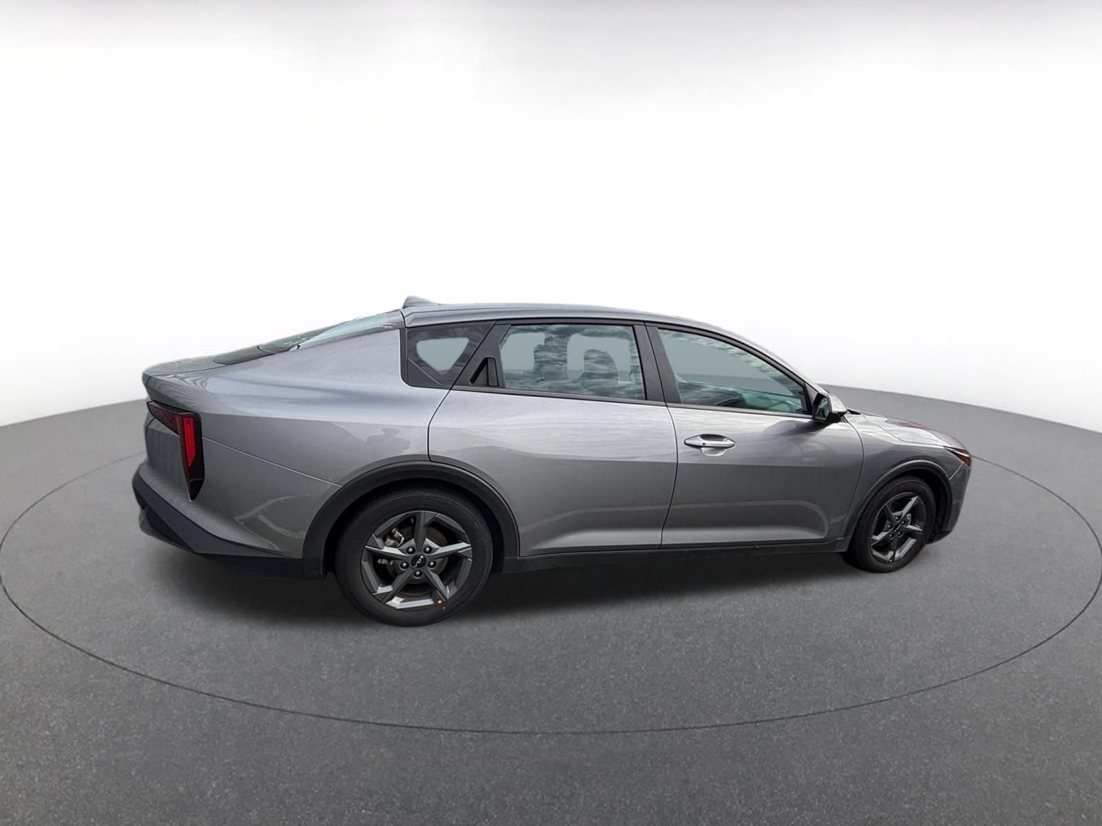 Used 2025 Kia K4 FWD image 10