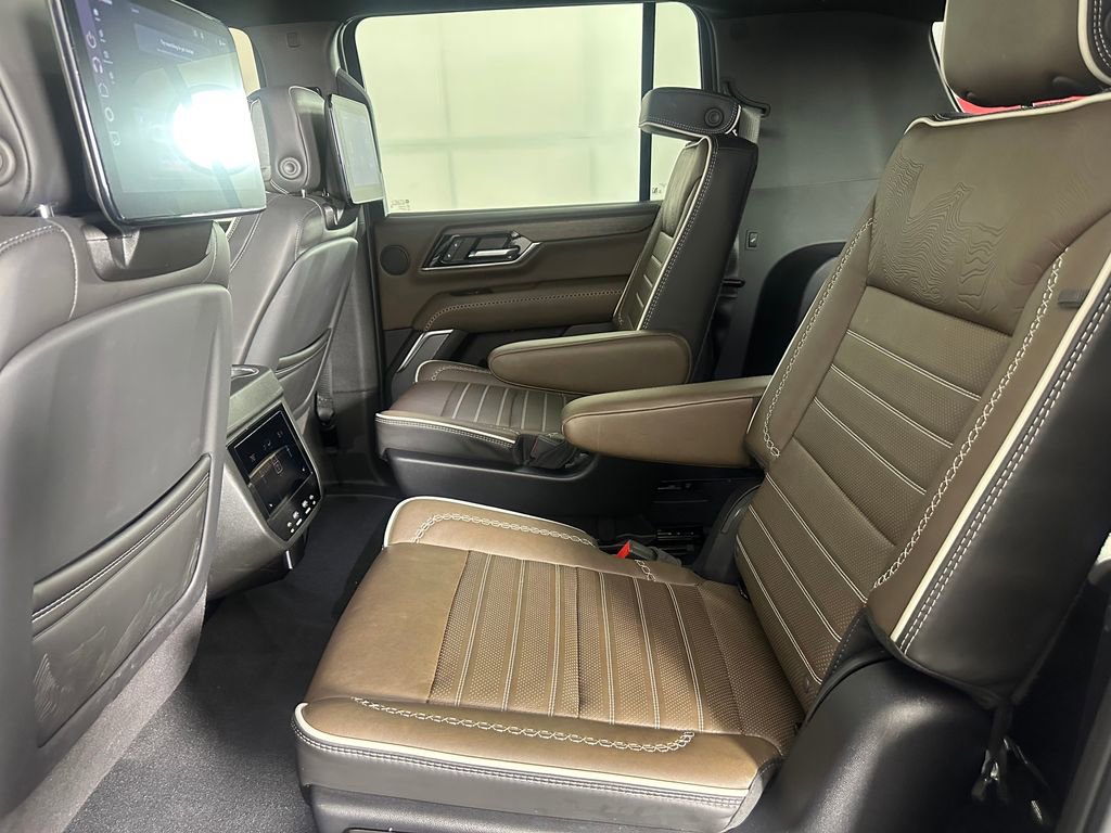 Used 2025 GMC Yukon XL Denali Ultimate image 24