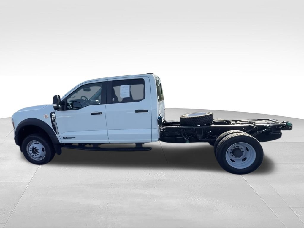 Used 2025 Ford F550 4x4 Crew Cab Super Duty image 6