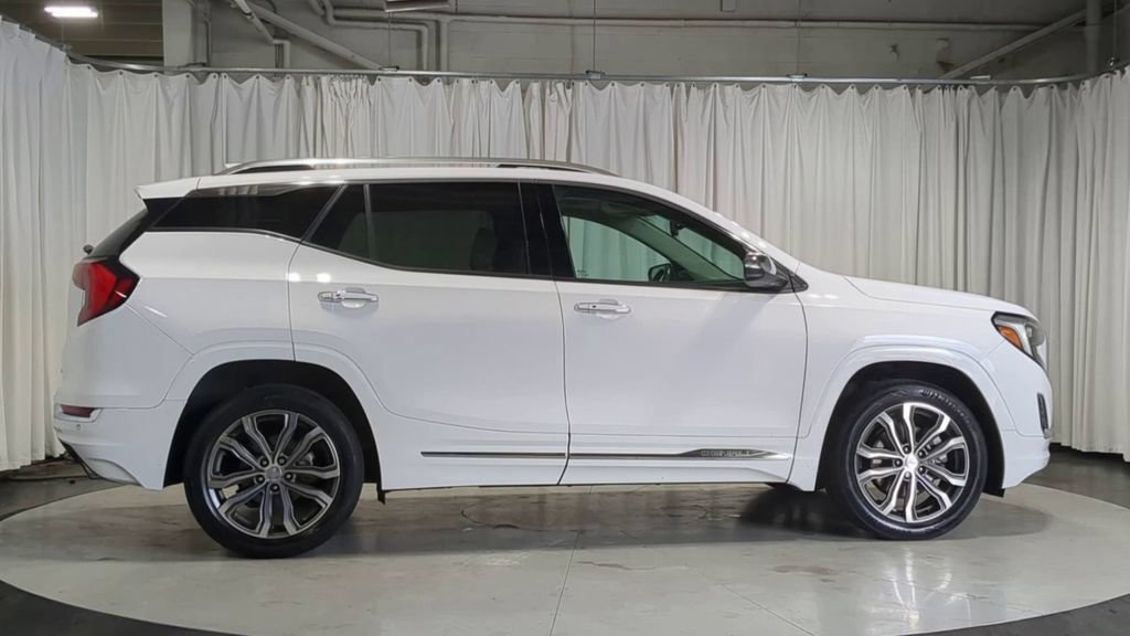 Used 2020 GMC Terrain Denali AWD/4WD image 11