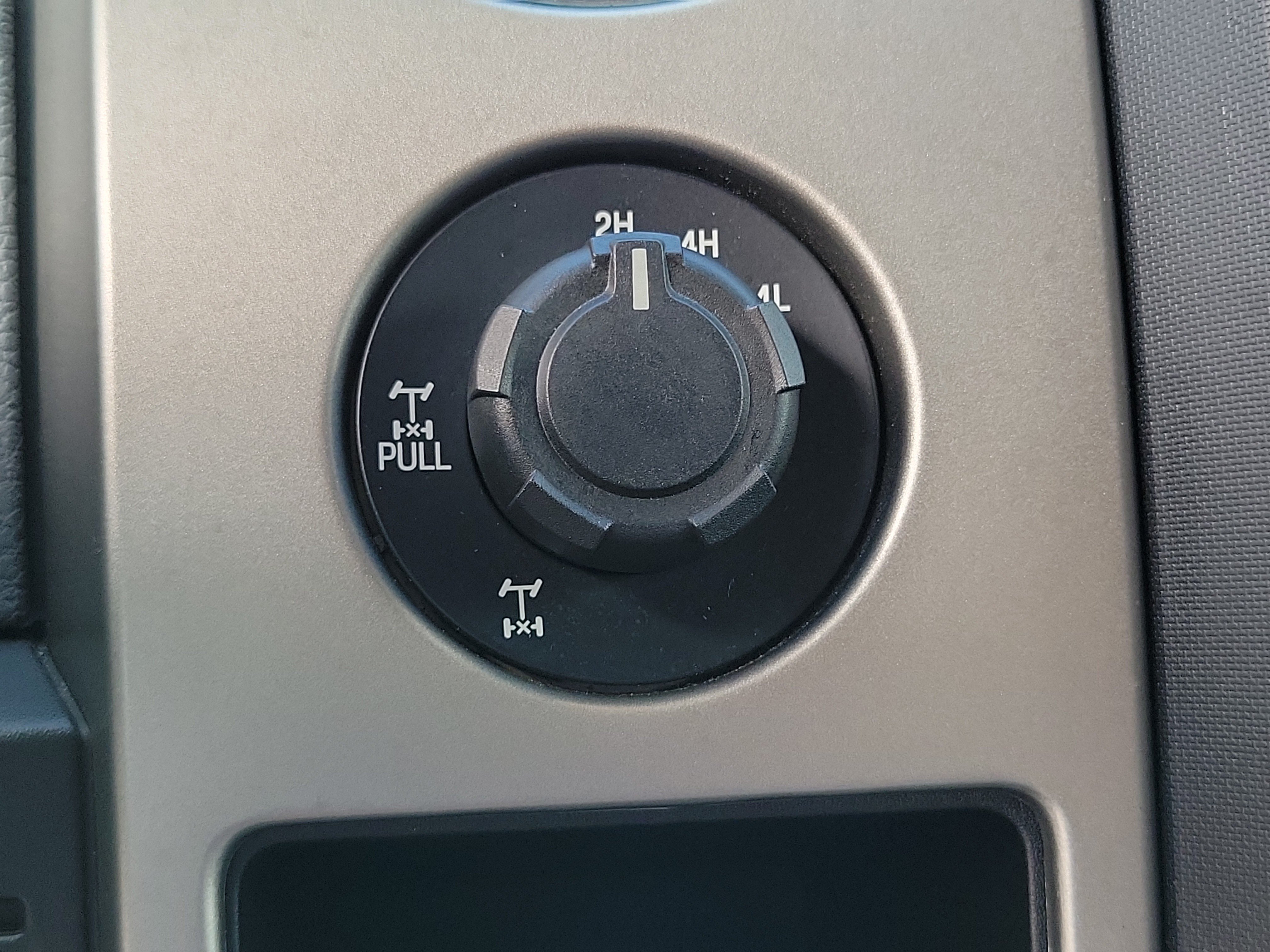 Used 2013 Ford F150 XLT w/ XLT Chrome Pkg AWD/4WD image 25