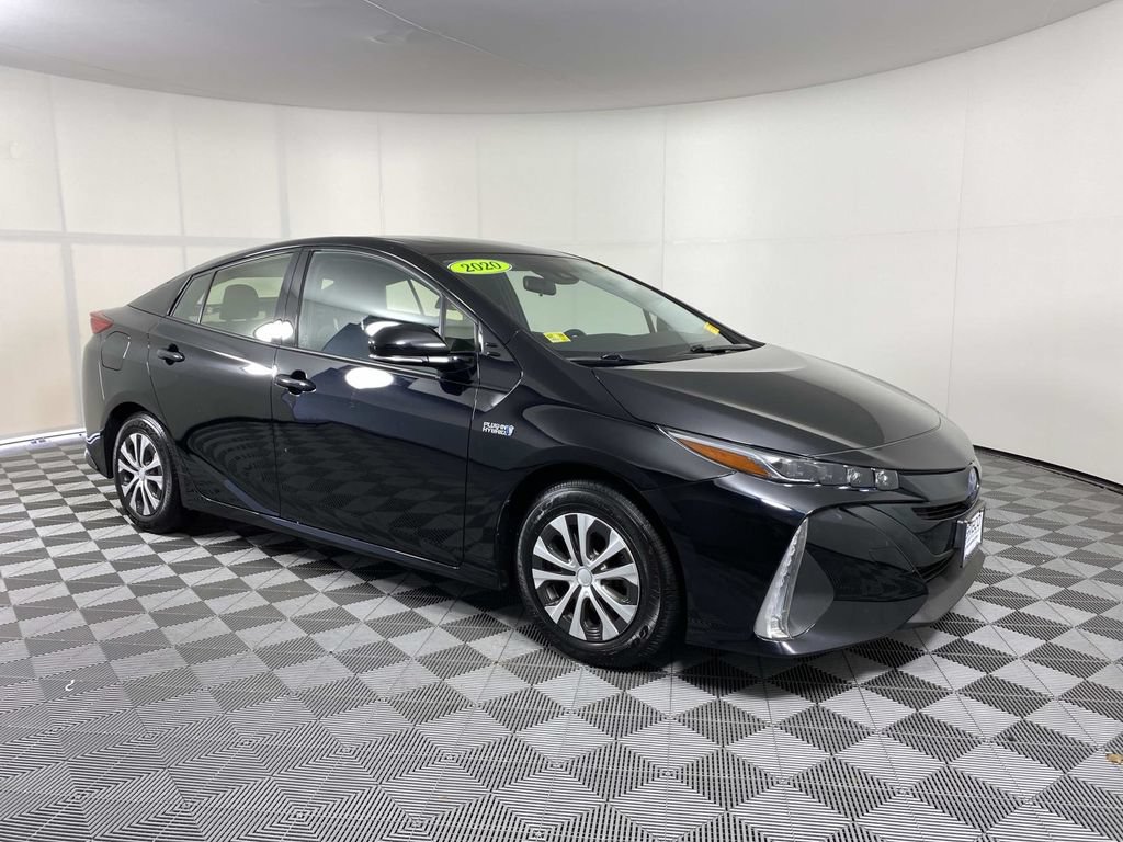 Used 2020 Toyota Prius Prime LE FWD image 1