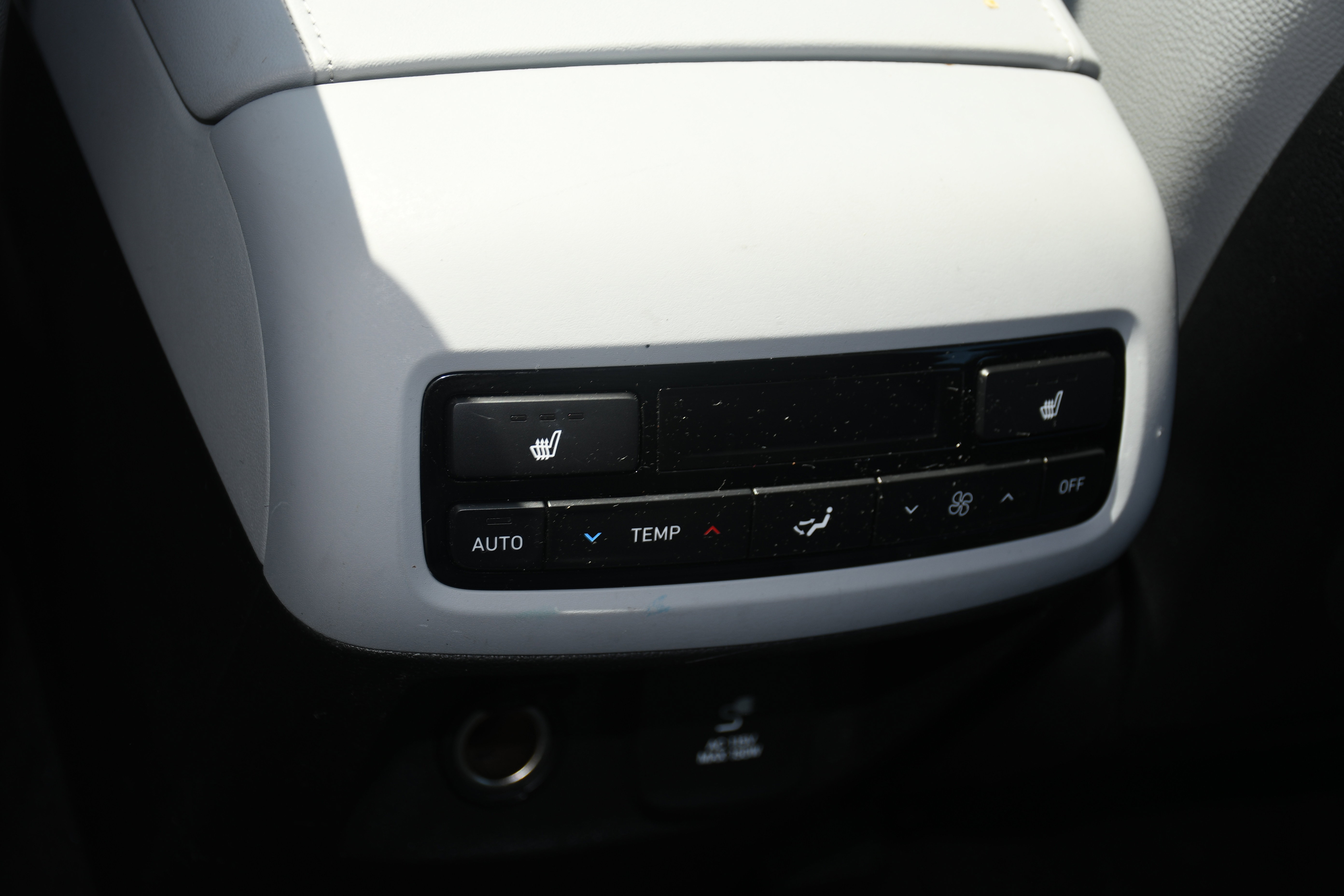 Used 2021 Hyundai Palisade SEL w/ Cargo Package FWD image 18