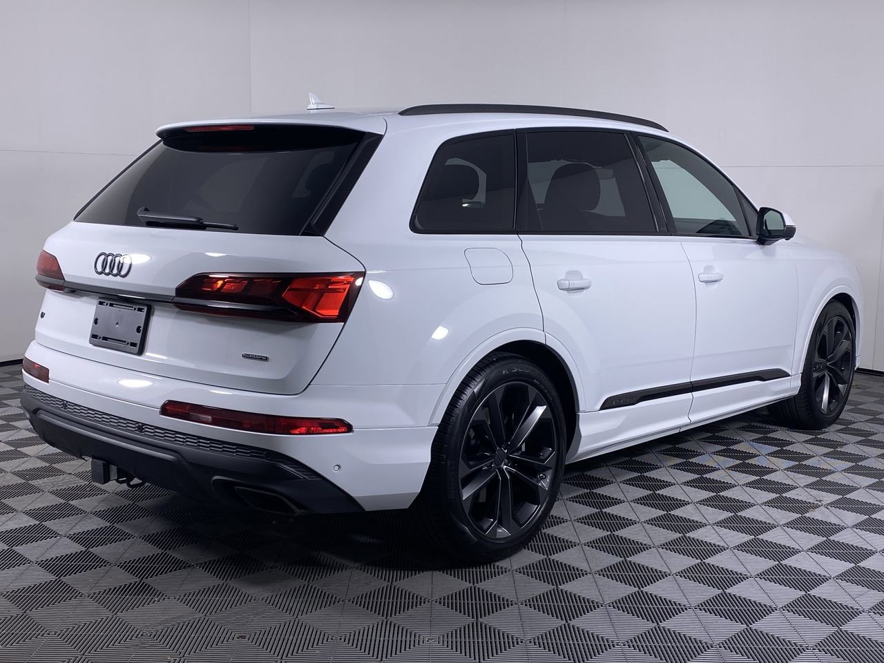 Used 2026 Audi Q7 3.0T Prestige image 21