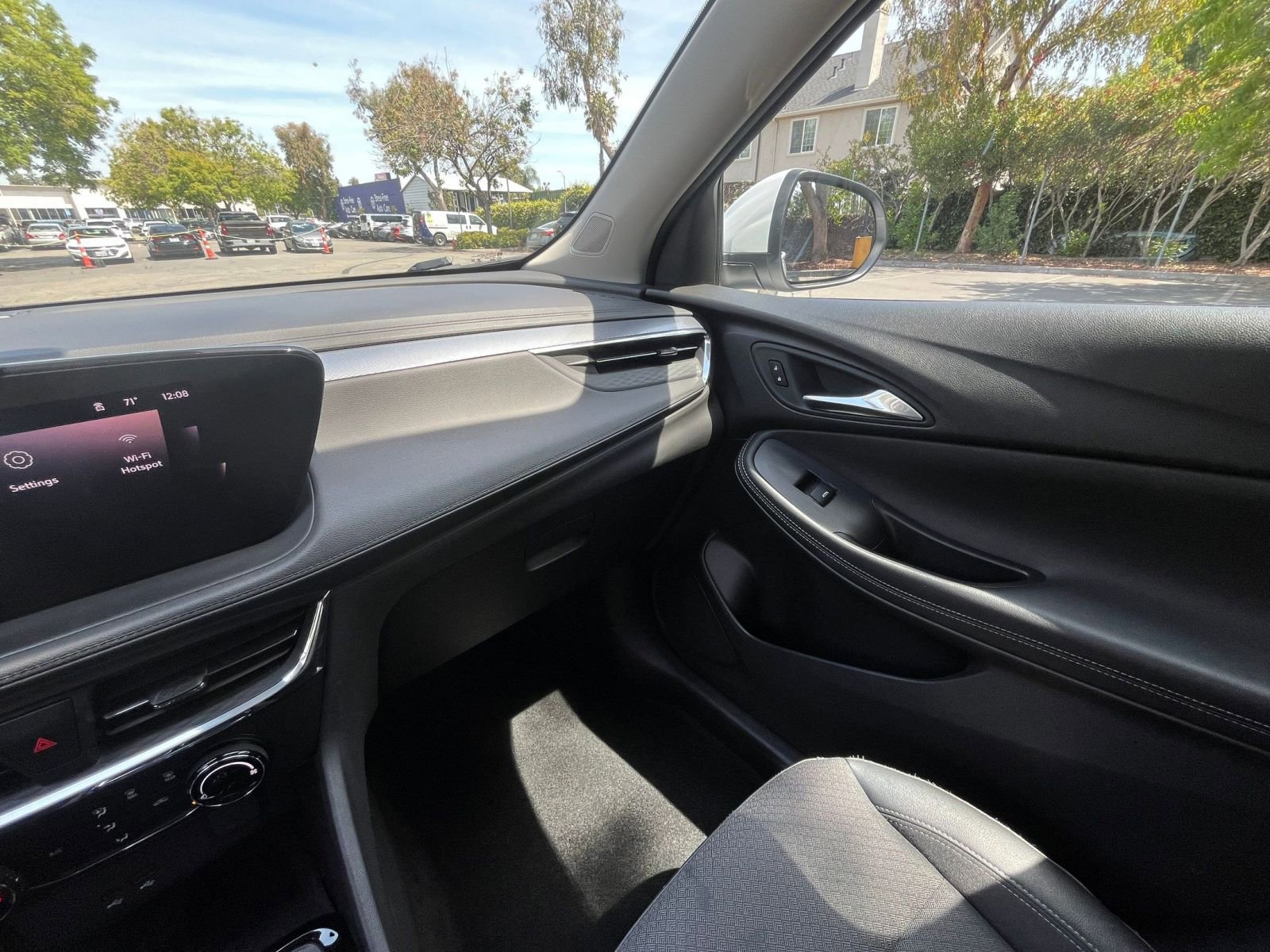 Used 2025 Buick Encore GX Preferred FWD image 34