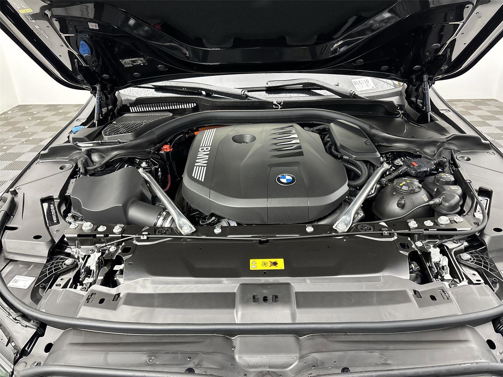 New 2026 BMW 550e xDrive AWD/4WD image 20