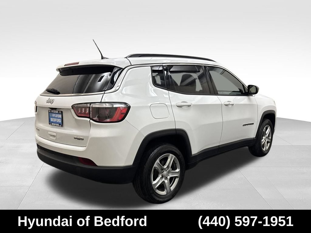 Used 2024 Jeep Compass Latitude AWD/4WD image 5