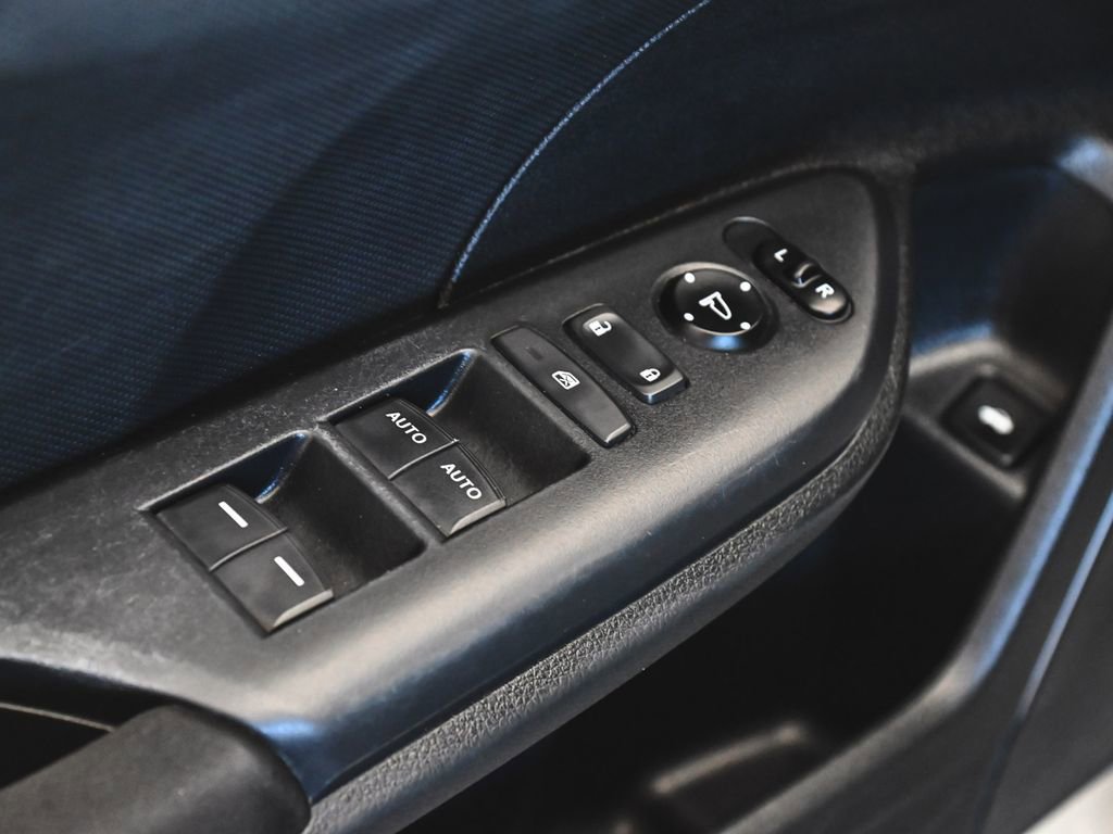 Used 2020 Honda Civic LX image 9