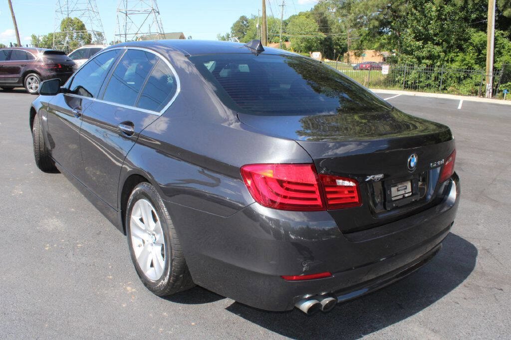 Used 2013 BMW 528i xDrive Sedan AWD/4WD image 4