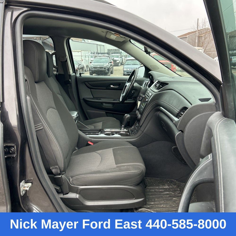 Used 2016 Chevrolet Traverse LT w/ Style and Technology Package image 20