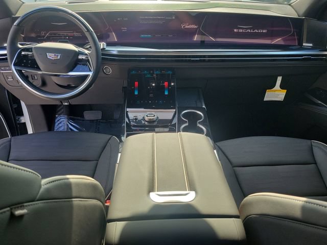 New 2026 Cadillac Escalade Sport w/ LPO, ONYX Package AWD/4WD image 15