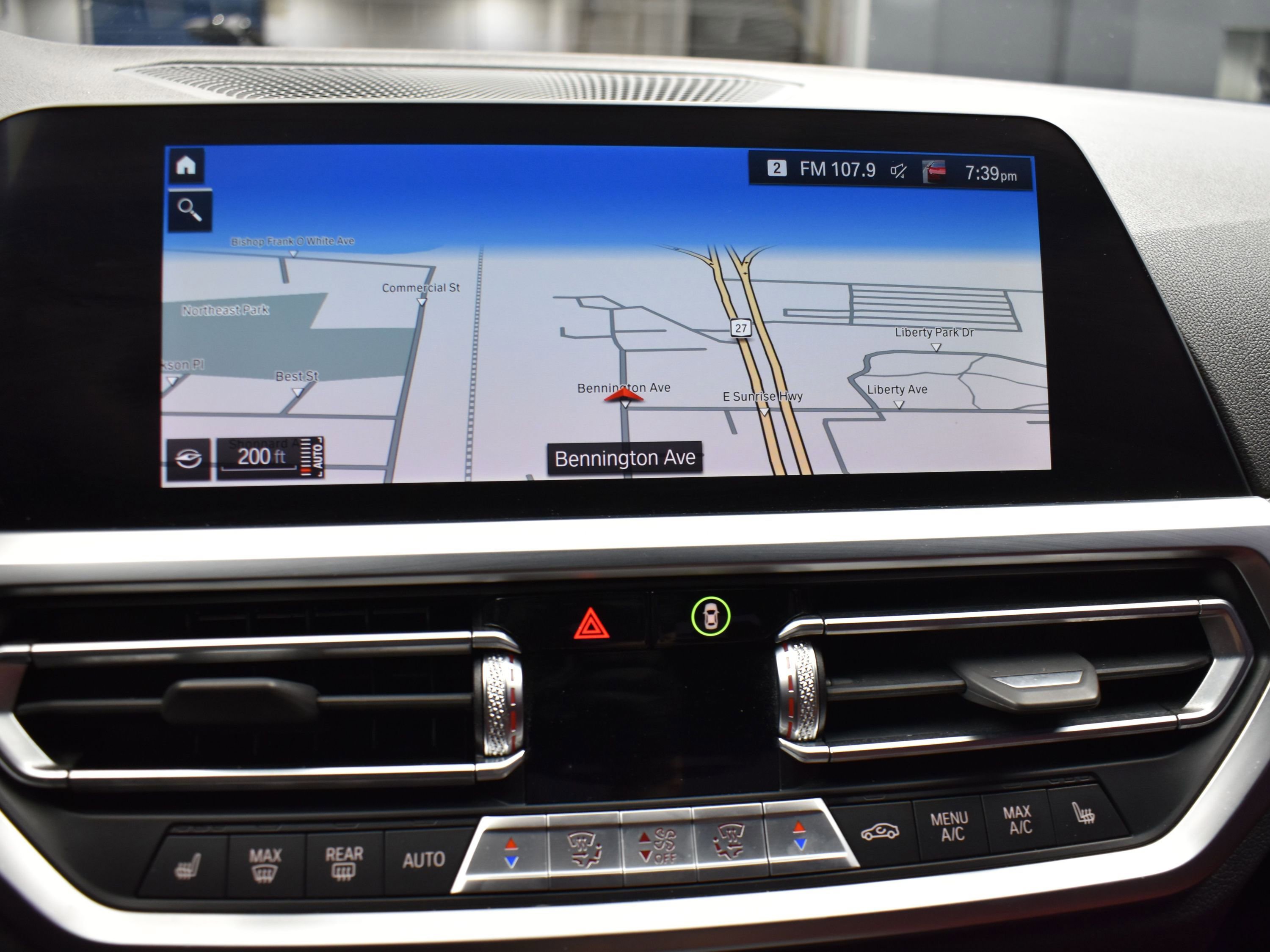 Used 2022 BMW M340i w/ Premium Package image 9