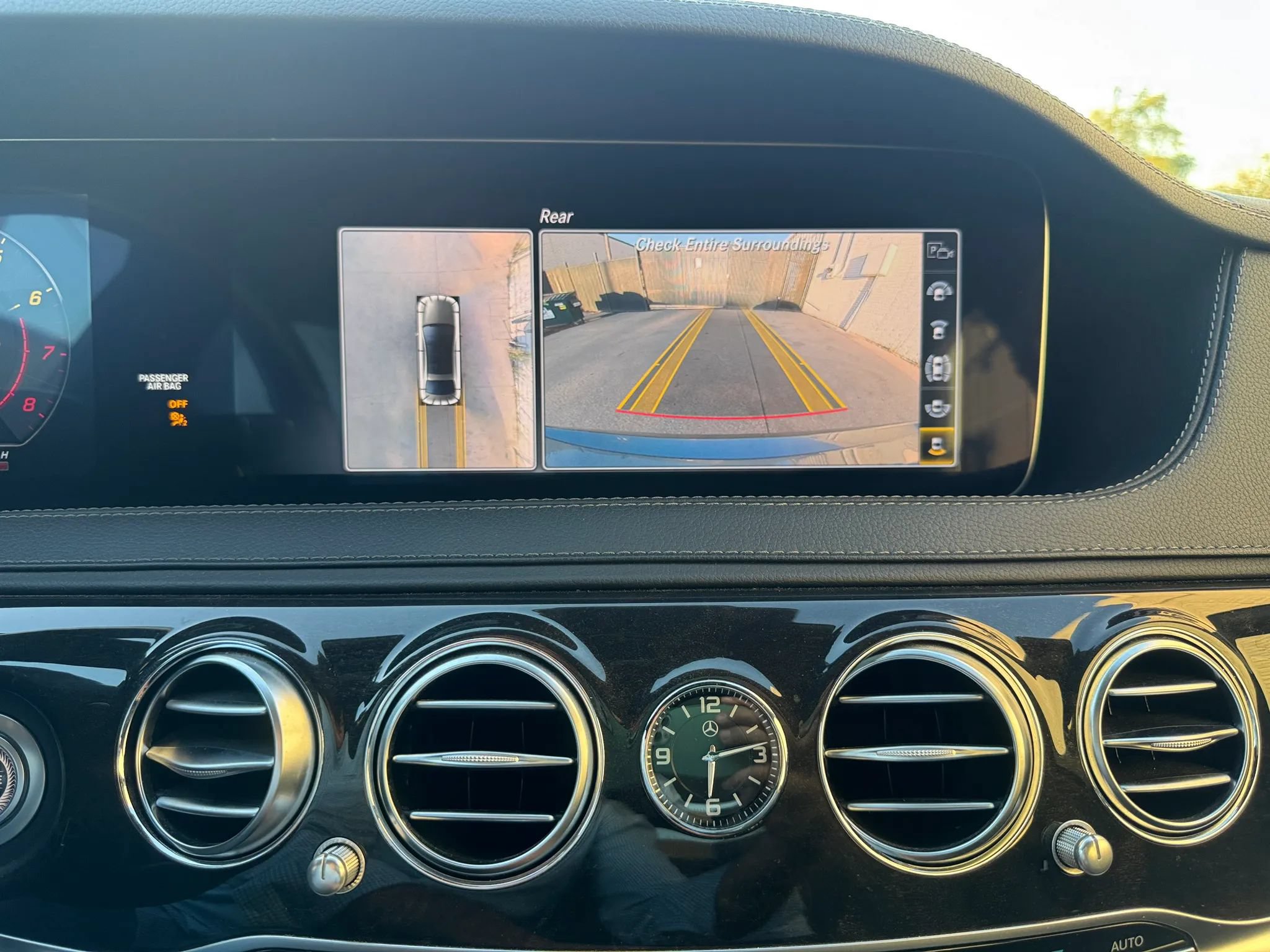 Used 2019 Mercedes-Benz S 560 Sedan image 25