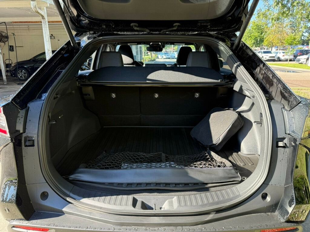 Used 2024 Subaru Solterra image 8