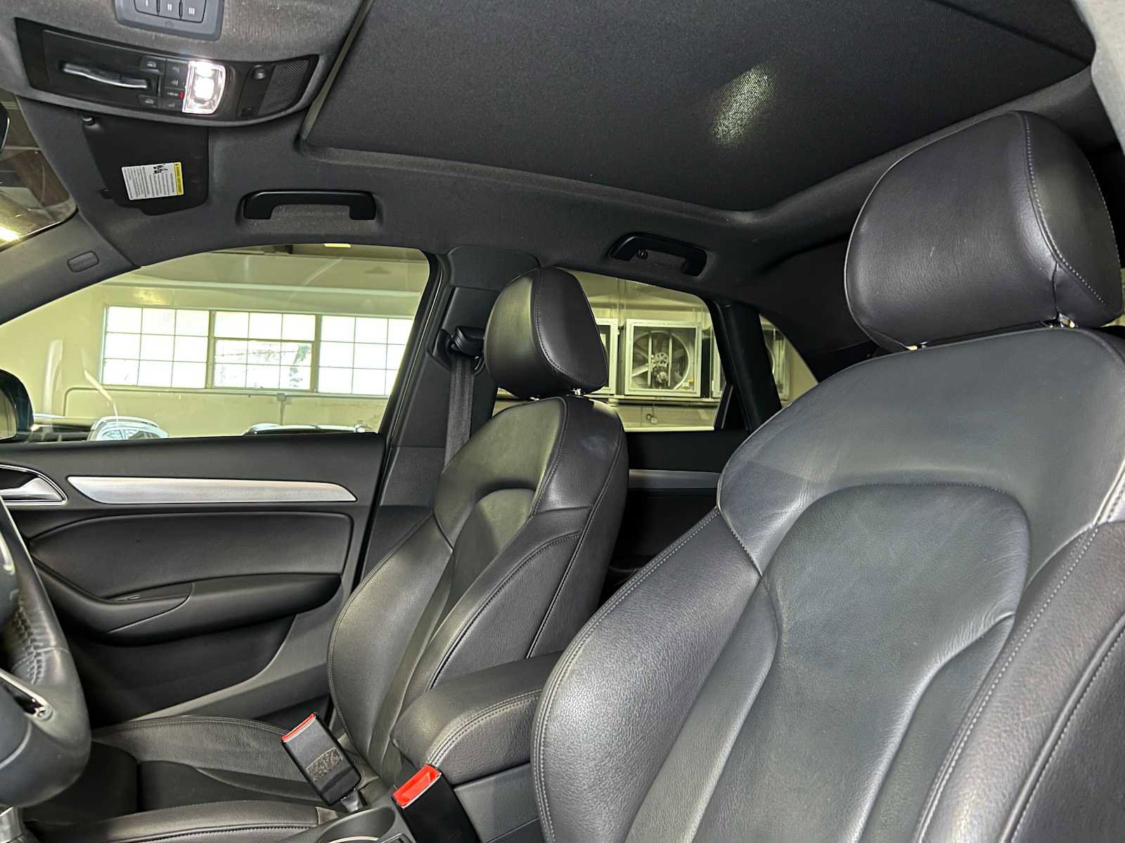 Used 2018 Audi Q3 2.0T Premium Plus w/ Premium Plus Package image 24