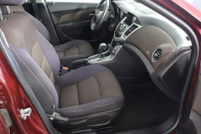 Used 2015 Chevrolet Cruze LT image 20