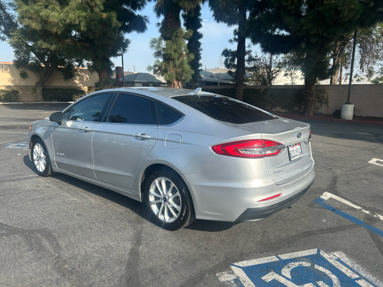 Used 2019 Ford Fusion SE image 7