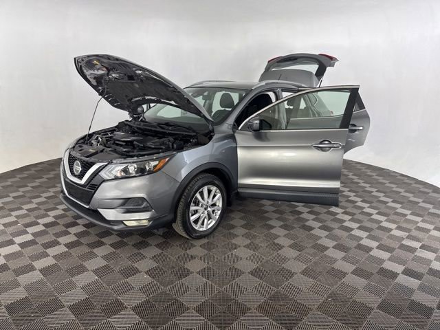 Used 2021 Nissan Rogue Sport SV image 12