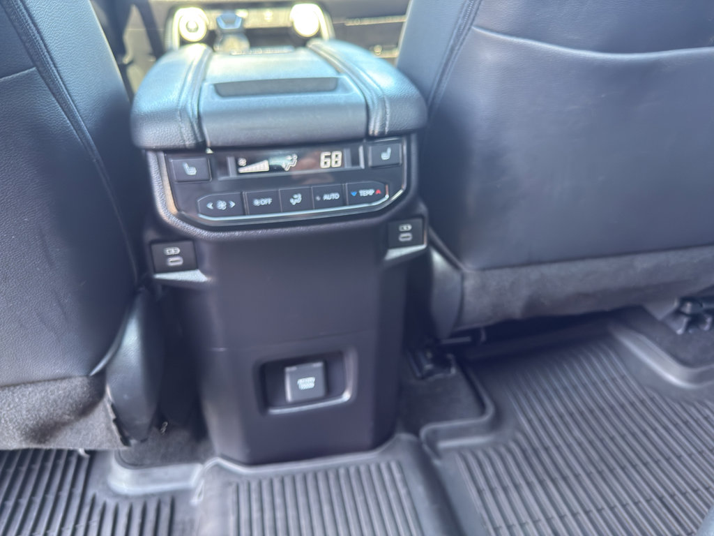 Certified 2025 Toyota Grand Highlander AWD Hybrid image 16