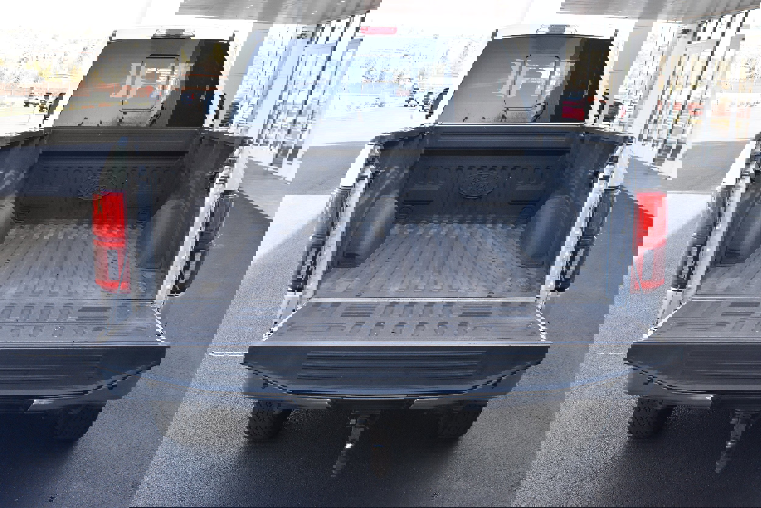 Used 2019 Ford F150 Lariat w/ Equipment Group 502A Luxury image 8