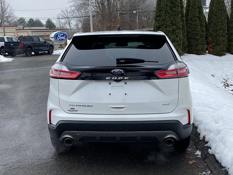 Certified 2022 Ford Edge Titanium w/ Cargo Accessory Package image 8