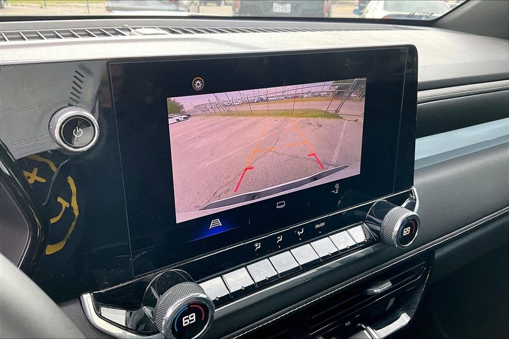 Used 2024 Chevrolet Colorado LT w/ LT Convenience Package image 30