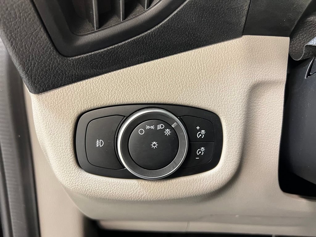 Used 2023 Ford Transit Connect Titanium FWD image 17