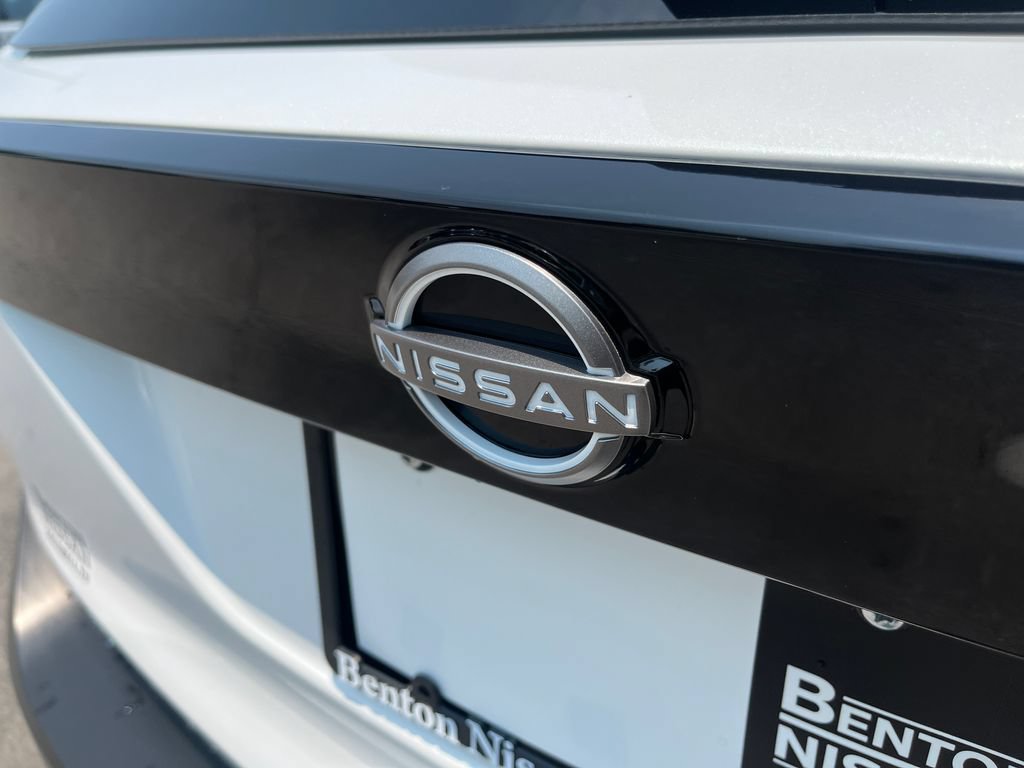 Certified 2026 Nissan Kicks SR FWD image 41
