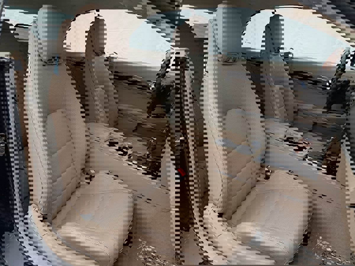 Used 2012 Mercedes-Benz E 550 Cabriolet AMG Line image 22