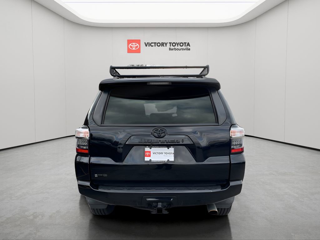 Used 2021 Toyota 4Runner Venture w/ Moonroof Package image 5