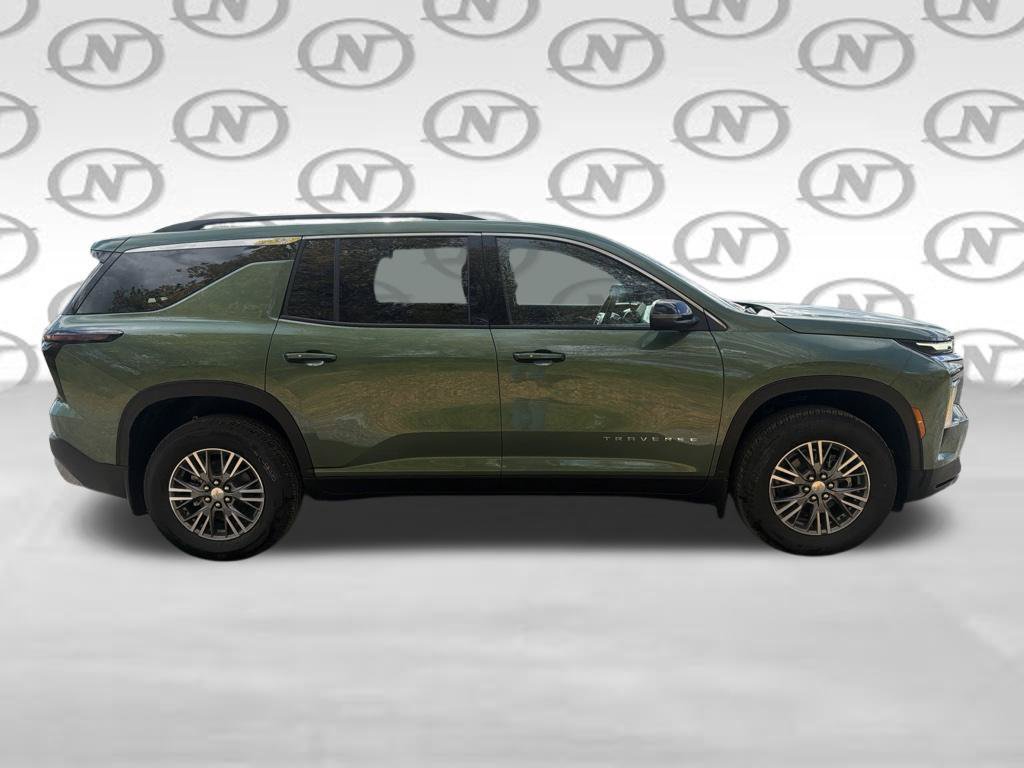New 2027 Chevrolet Traverse LT AWD/4WD image 14