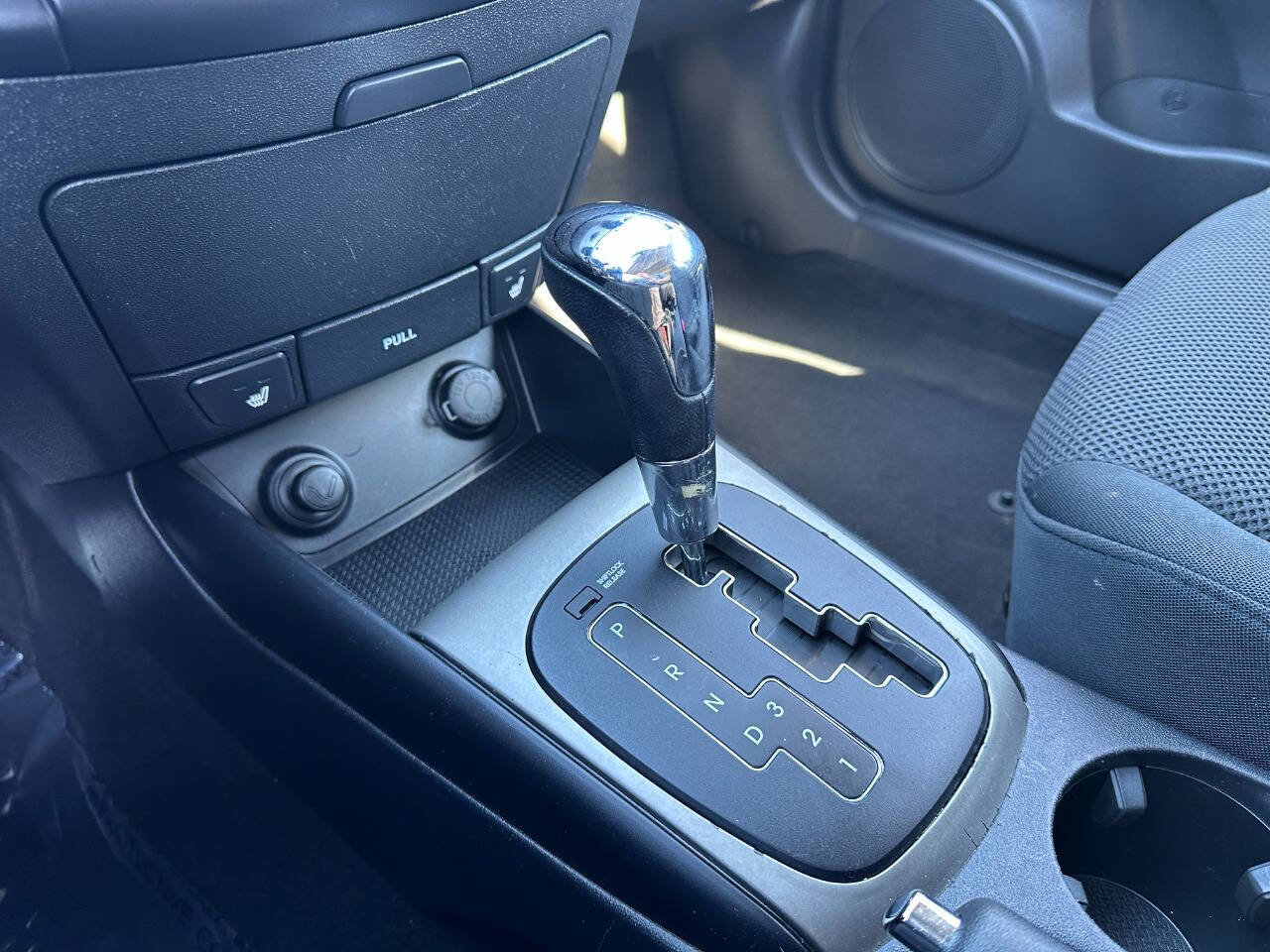 Used 2010 Hyundai Elantra SE image 41